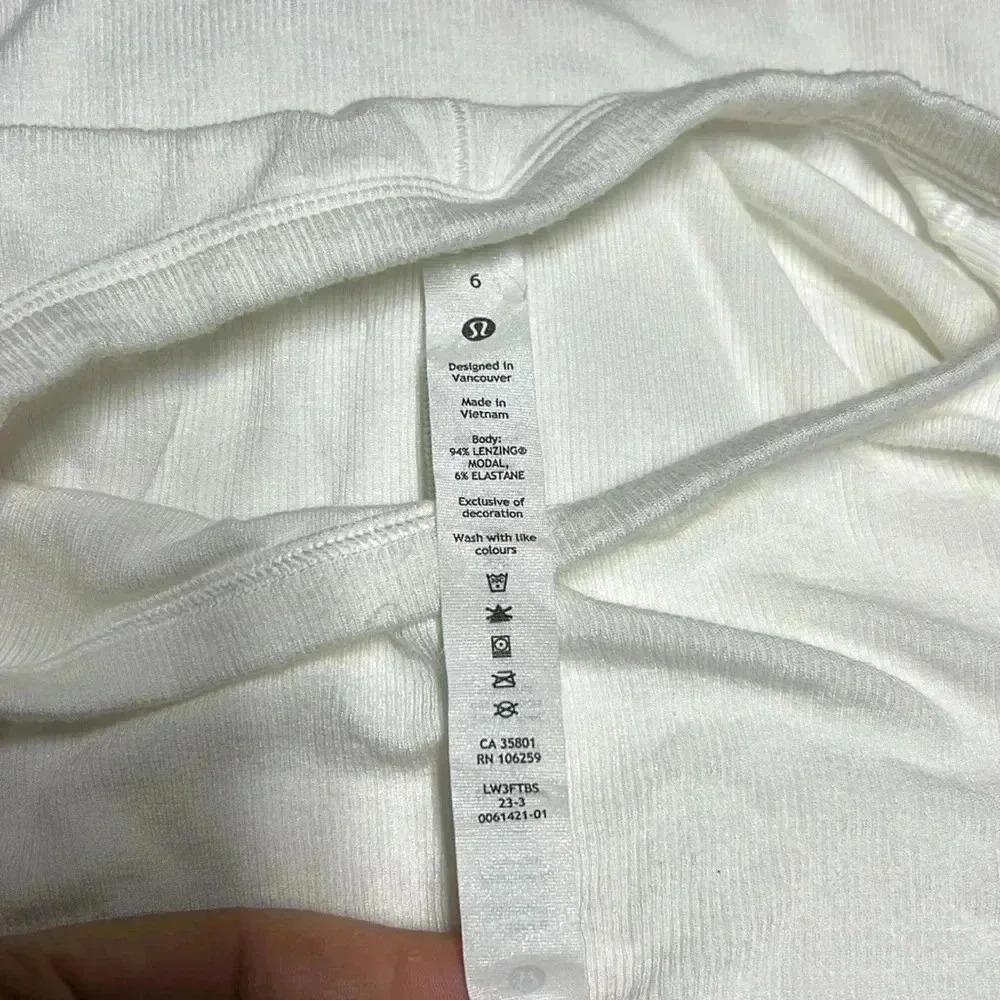Lululemon White Shirt Size 6 - Picture 5 of 5